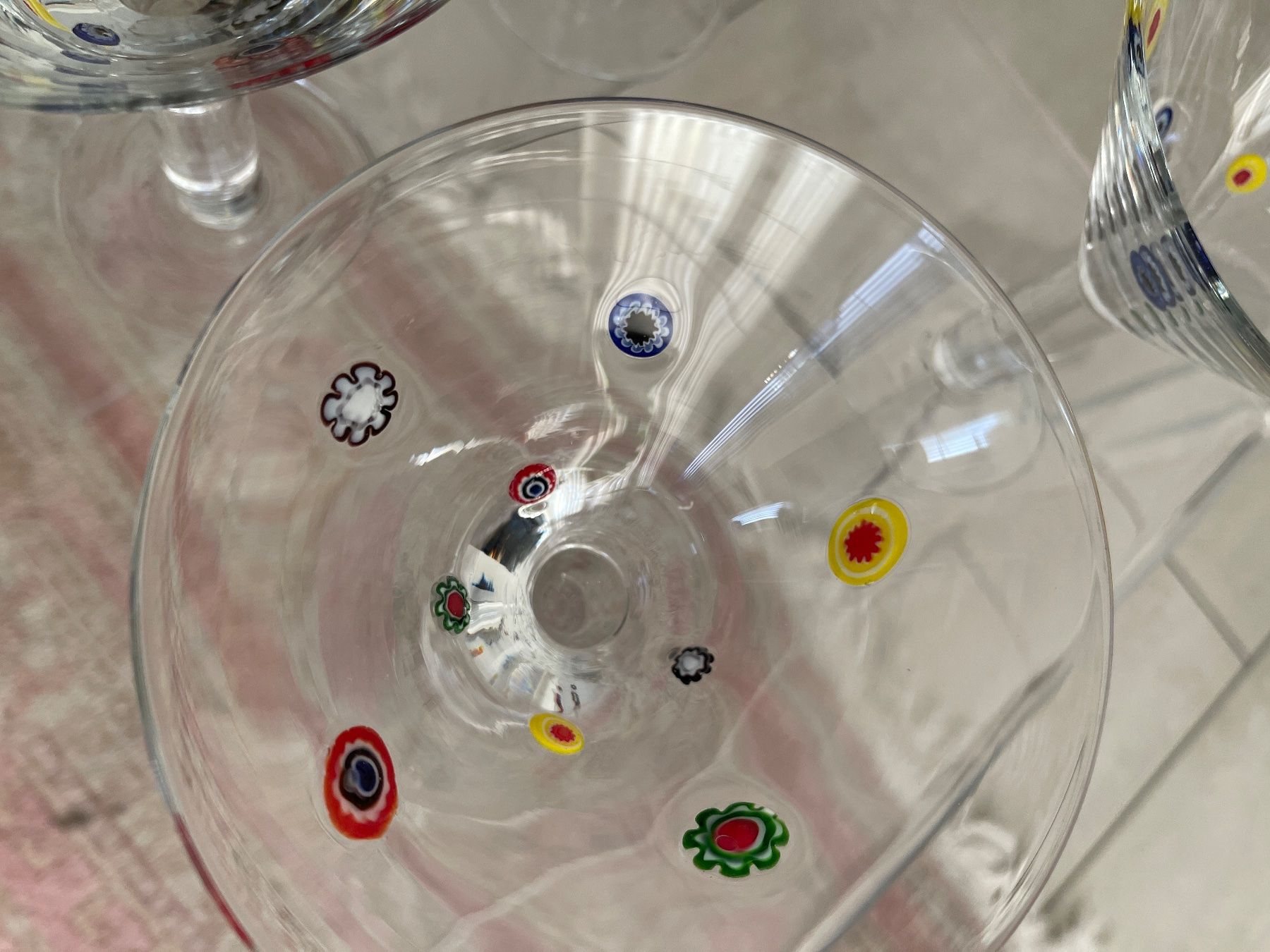 Bicchieri: 4er Set Cocktailgläser mit Blumen Inkrustationen Murano? – Usato da Gutenswil venduto da yneB1943 1
