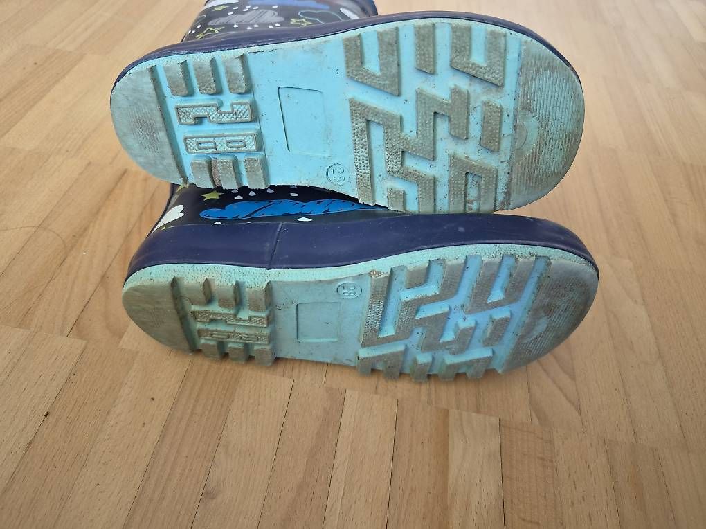 Scarpe per ragazzi: Gummistiefel Grösse 28 blau – Usato da Jona venduto da Mona4490 1