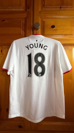 Manchester United Ashley Young Third 12/13 L