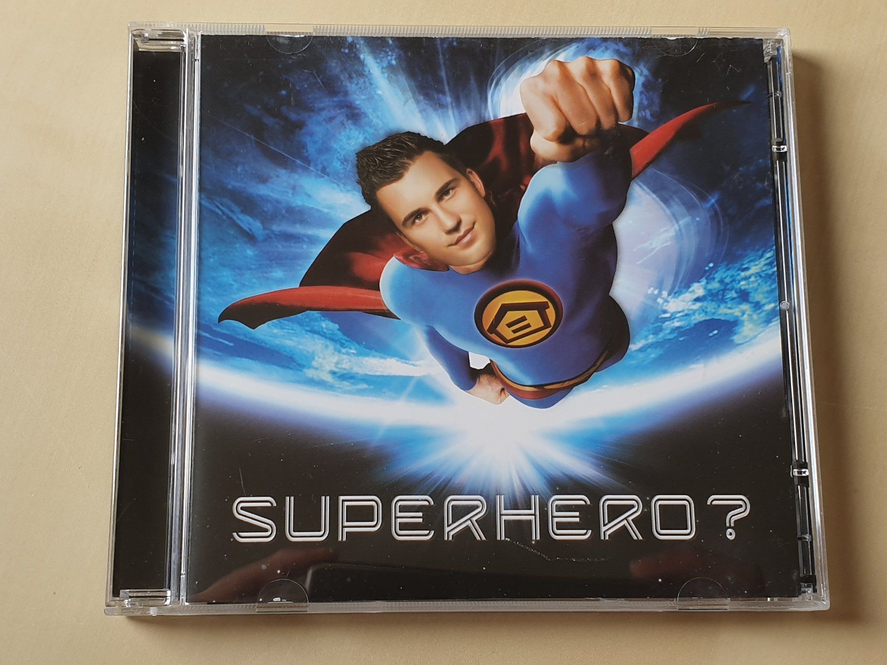 CD: DJ Antoine Superhero? – Usato da Stansstad venduto da collectorsshop