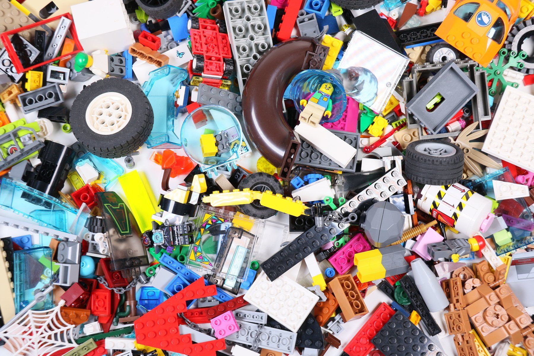 Lego Kit di costruzioni: 1.5 kg. Legoteile mit Minifiguren – Usato da Hettlingen venduto da Scholi99 1
