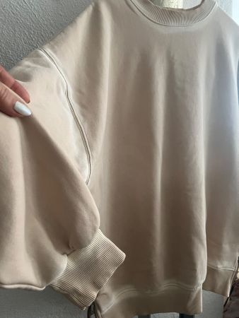 beiger Sweater oversized Länge 73cm