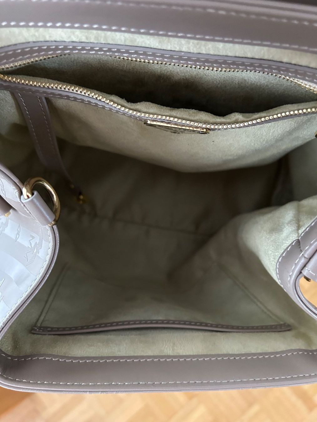 Zaini: Mollerus Rucksack Minusio Farbe taupe – Usato da Glashütten venduto da ganadora 5
