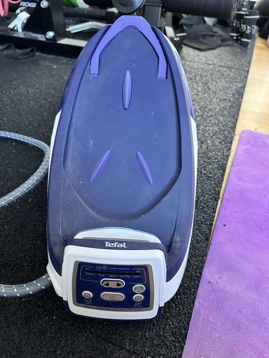 Tefal Ferri da stiro: Tefal Pro Express Bügelstation – Usato da Oberengstringen venduto da mar_p8dm 2