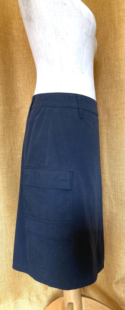 Gonne: Jupe bleu marine T.40 – Usato da Ardon venduto da hel_2sxp 2