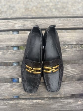 Massimo Dutti Black Leather Loafers, Size 38 - Chic!