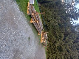 Altholz gratis abzuholen!