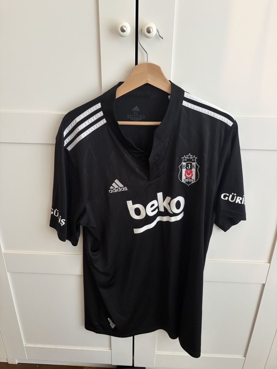 Adidas Leibchen & Hosen: Besiktas Trikot  – Neu (gemäss Beschreibung) aus Grenchen von lyn_8w2w