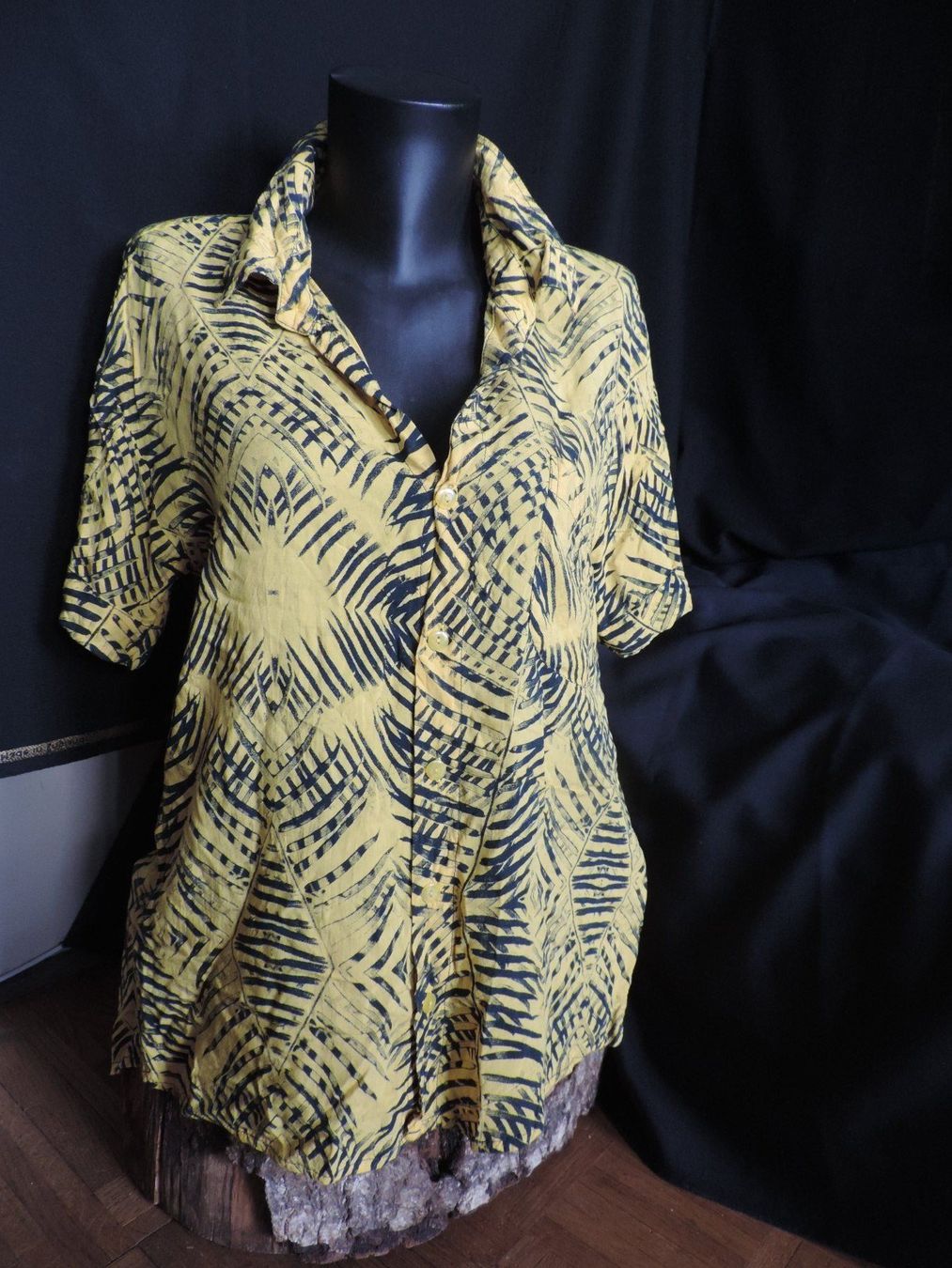 Blusen: blouse jaune tropicale Luna May – Gebraucht aus Genève von Axelle333 3