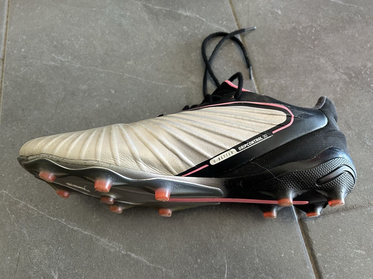 Puma Scarpe da uomo: Fussballschuhe Puma, Gr. 43 – Usato da Dübendorf venduto da Ecacace 2