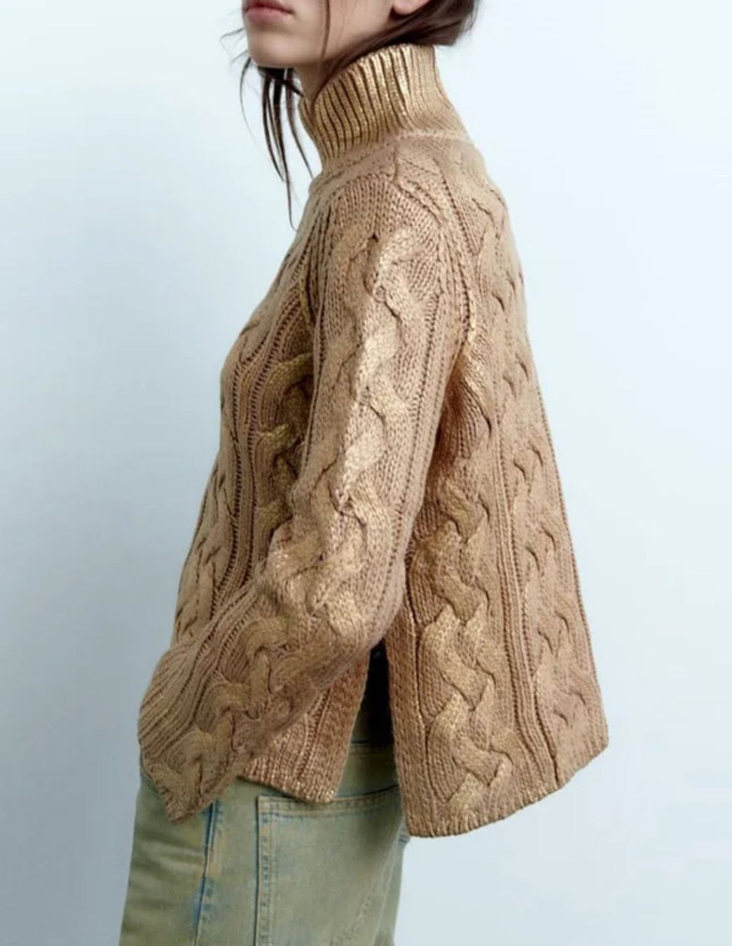Maglioni & Felpe: Gold-Stehkragen-Pullover im Zopfstrick – Nuovo e nell'imballaggio originale da Zürich venduto da Naebeli 5