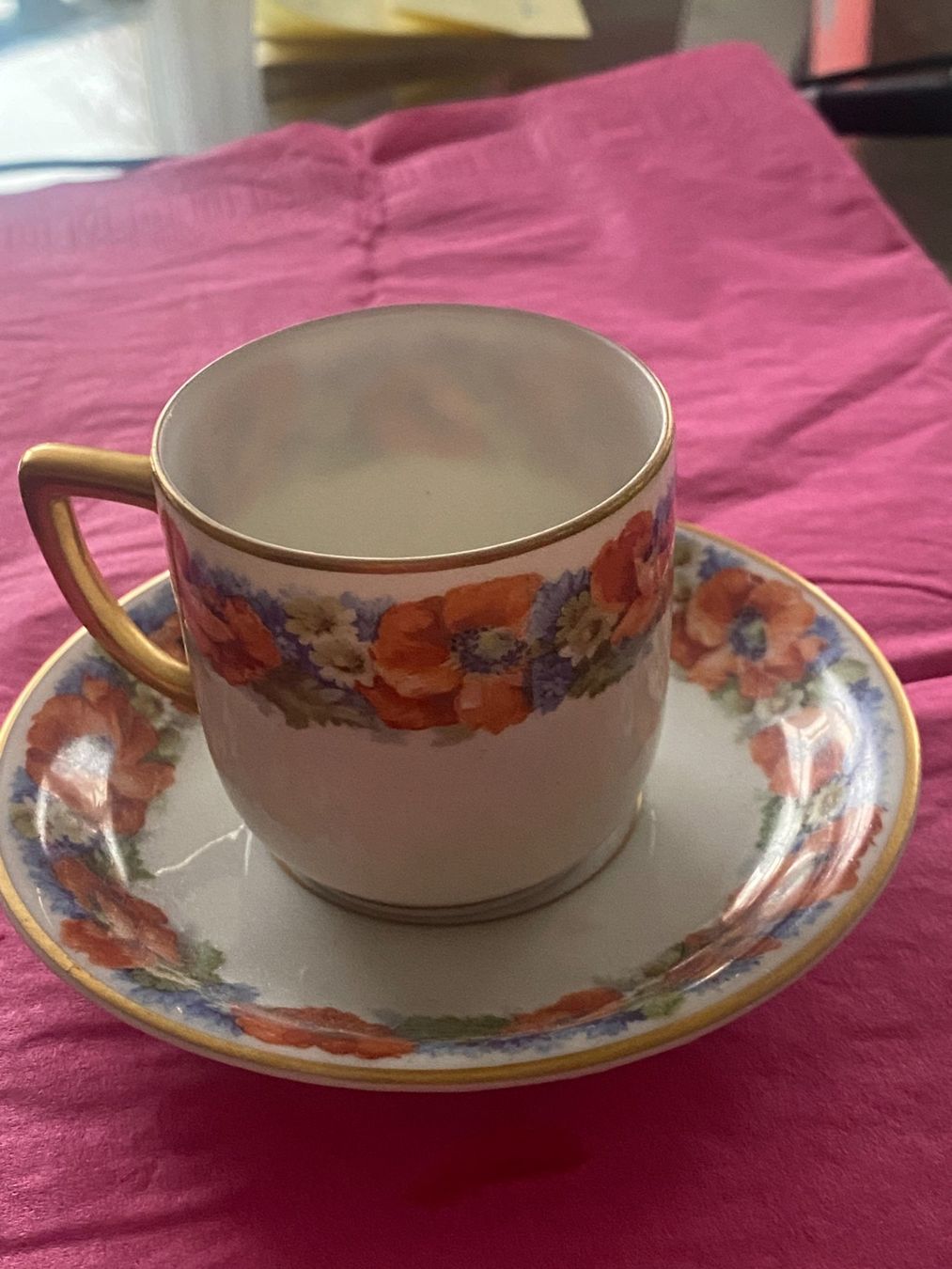 Tassen: Porzellan Tasse Gebr. Hoffmann – Gebraucht aus Birsfelden von edw_2mjn