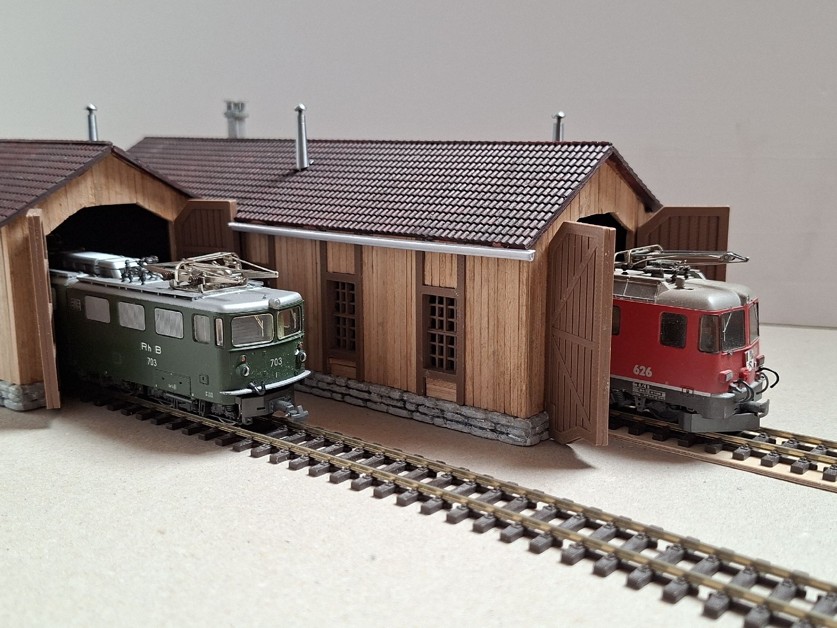 Modelleisenbahnen: Doppel Lokschuppen – Neu (gemäss Beschreibung) aus Weisslingen von Moco_mexiko 6