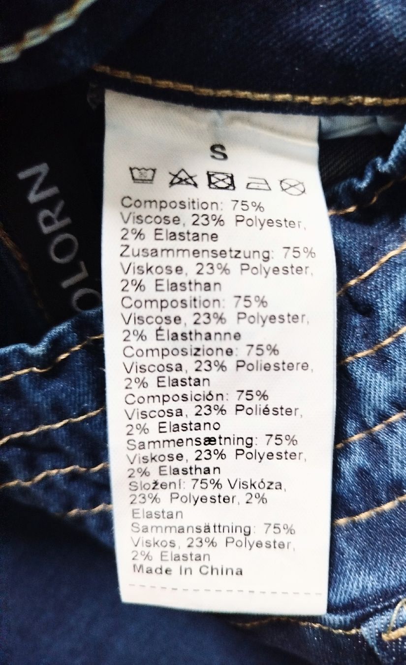 Jeans: Schlaghose, Größe S – Neu und originalverpackt aus Wauwil von Sanczeza 6