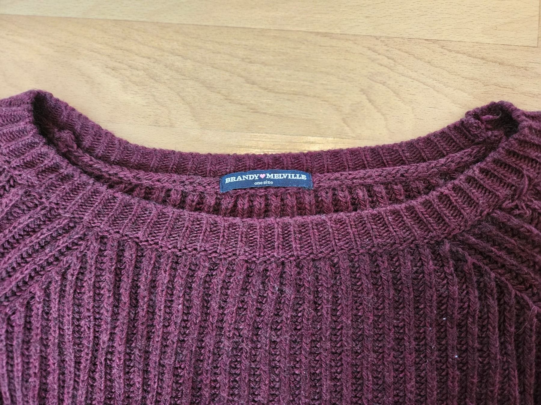 Brandy Melville Maglioni & Felpe: Brandy Melville Pullover – Usato da Suhr venduto da JamesM19 2