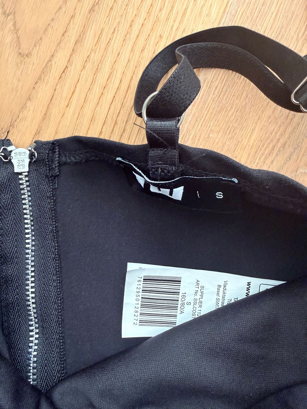 Completi & Tailleur: Set 2 pezzi pantalone e top nero TW Taglia XS/S – Usato da Liestal venduto da HAELV 2