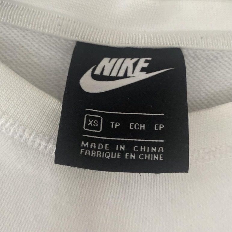 Nike Maglioni & Felpe: Nike-Sweatshirt – Usato da Dotzigen venduto da MichelleW00 2