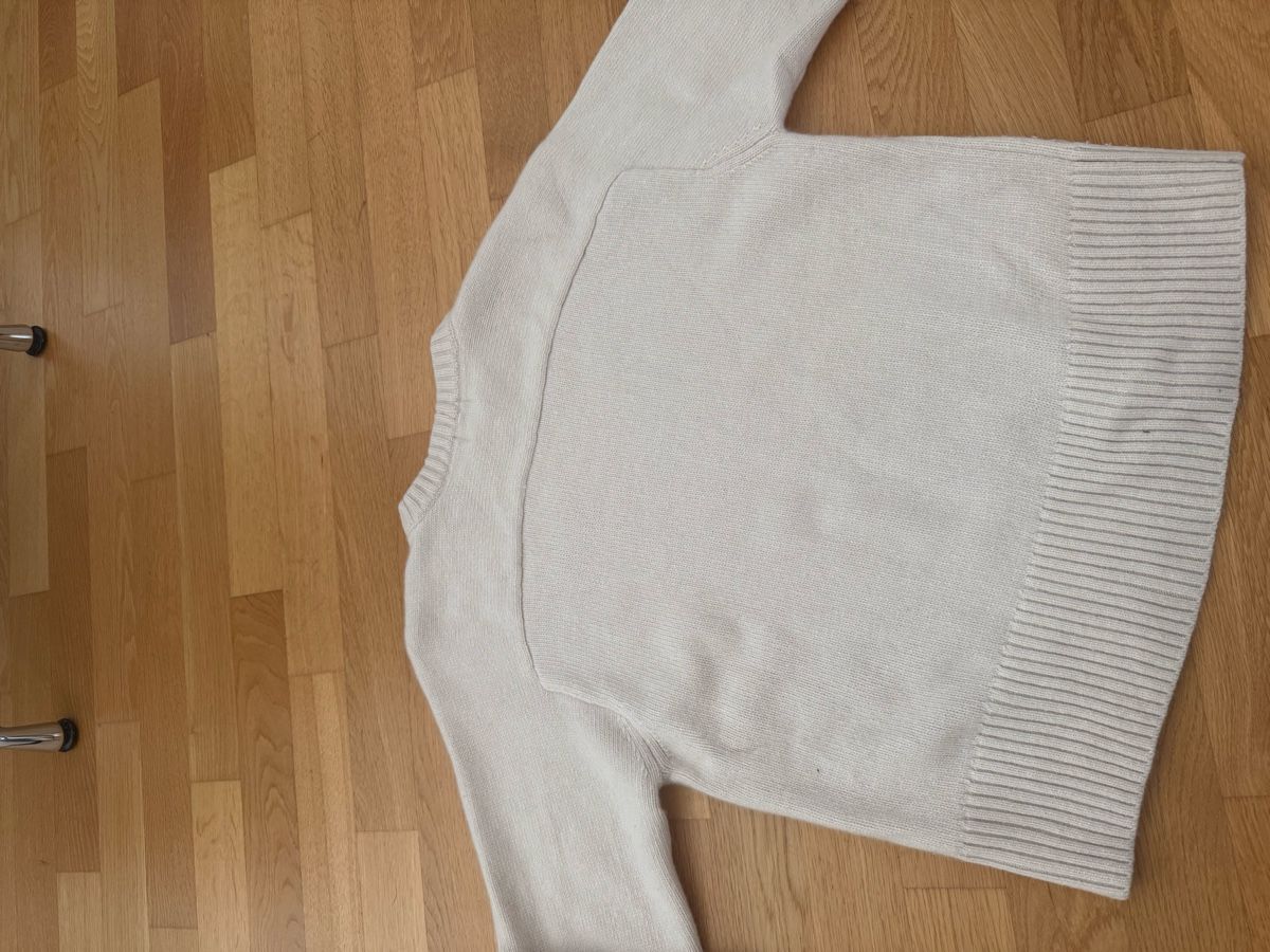 H&M Pullover & Sweatshirts: H&M Pullover | Gr. M | Cashmere Wool Blend – Gebraucht aus Zürich von Cliviaserena 4