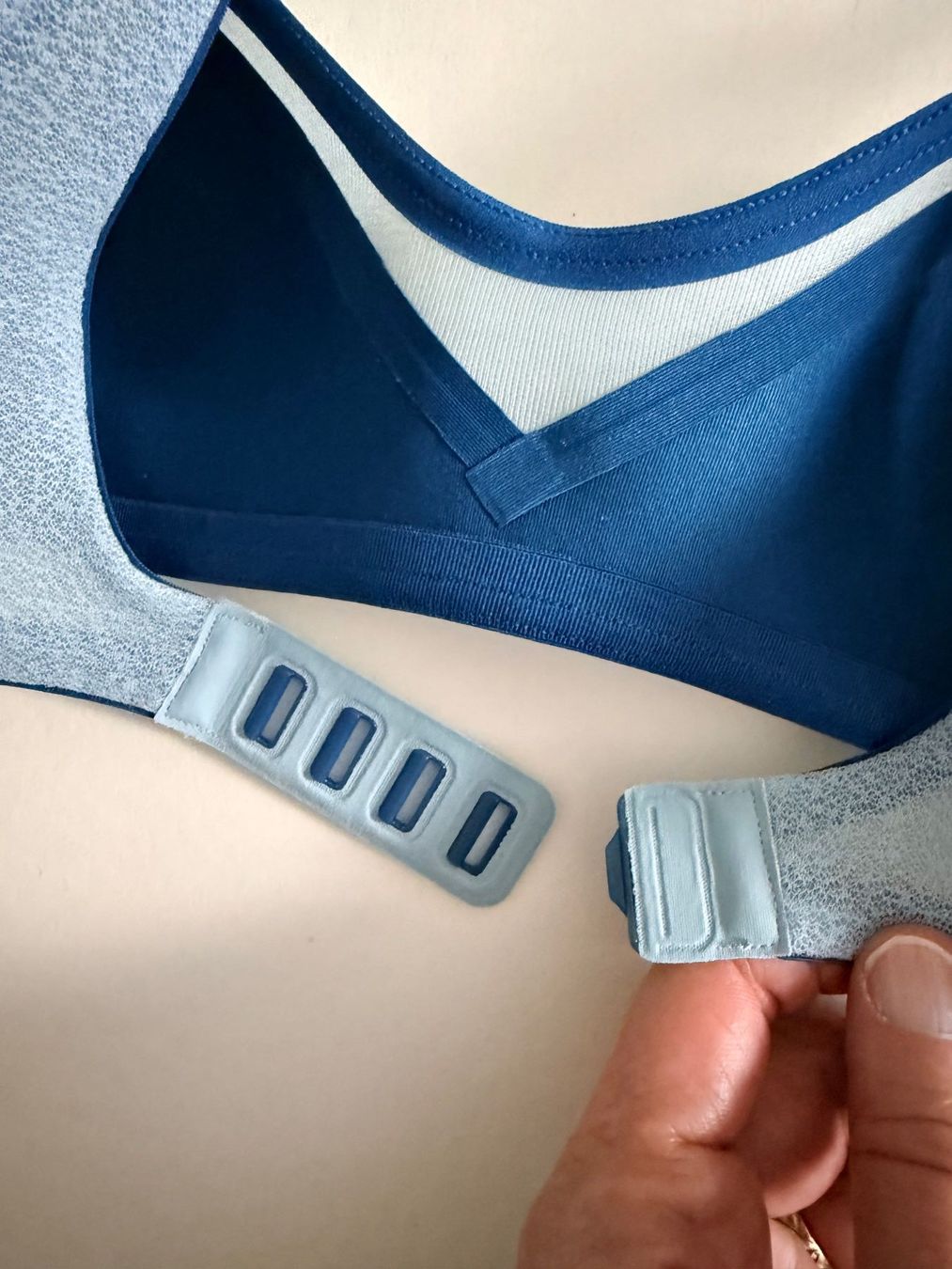 Sloggi Altra biancheria intima: SLOGGi, OXYGENE Infinite Soft Bra, Grösse XS, Farbe Blau – Nuovo e nell'imballaggio originale da Rudolfstetten venduto da gst_g7xl 2
