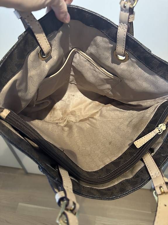 Michael Kors Sacs femmes: Original Michael Kors Tasche – D'occasion à Rothenburg par Rouge2 2