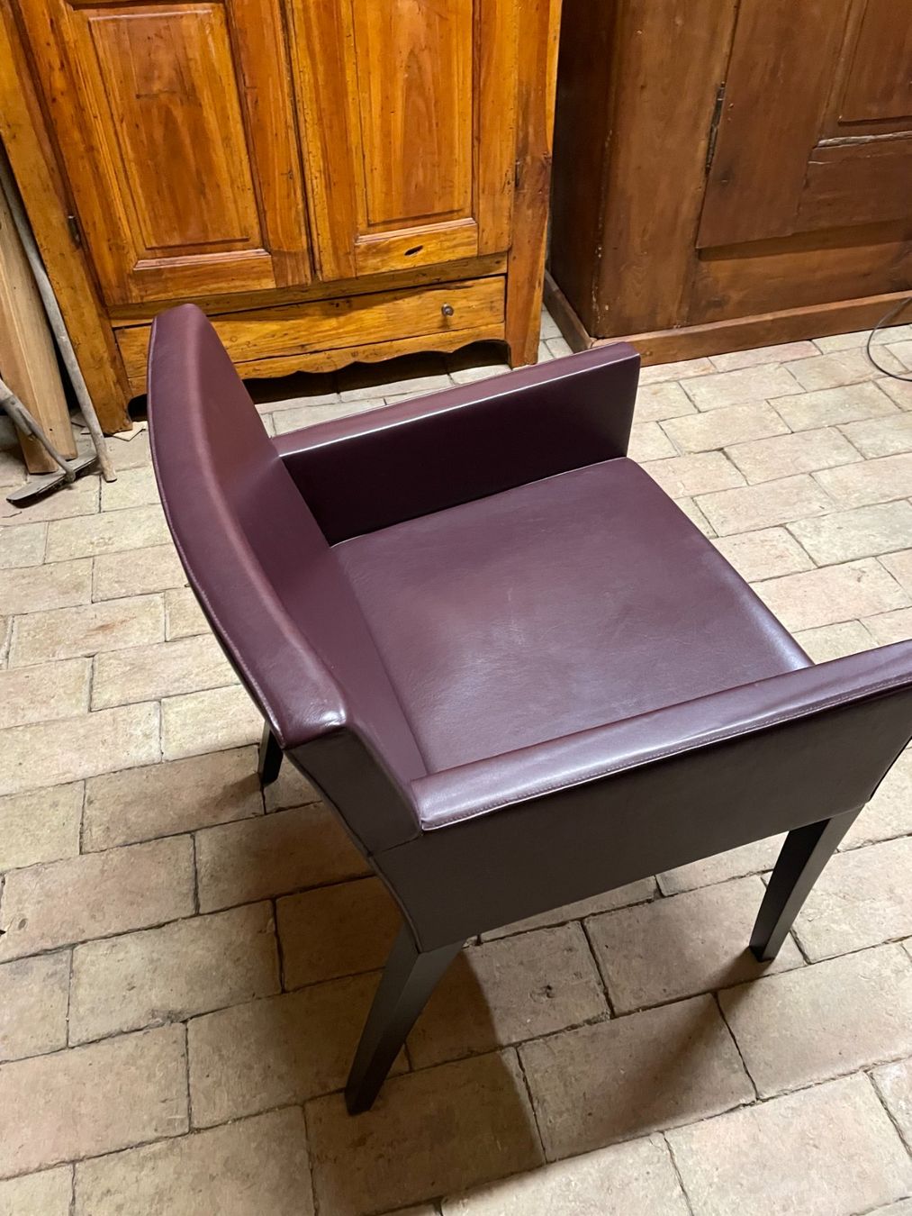Poltrone: 3 Fauteuils design en cuir, couleur bordeaux – Usato da Etoy venduto da mtr_w696 6