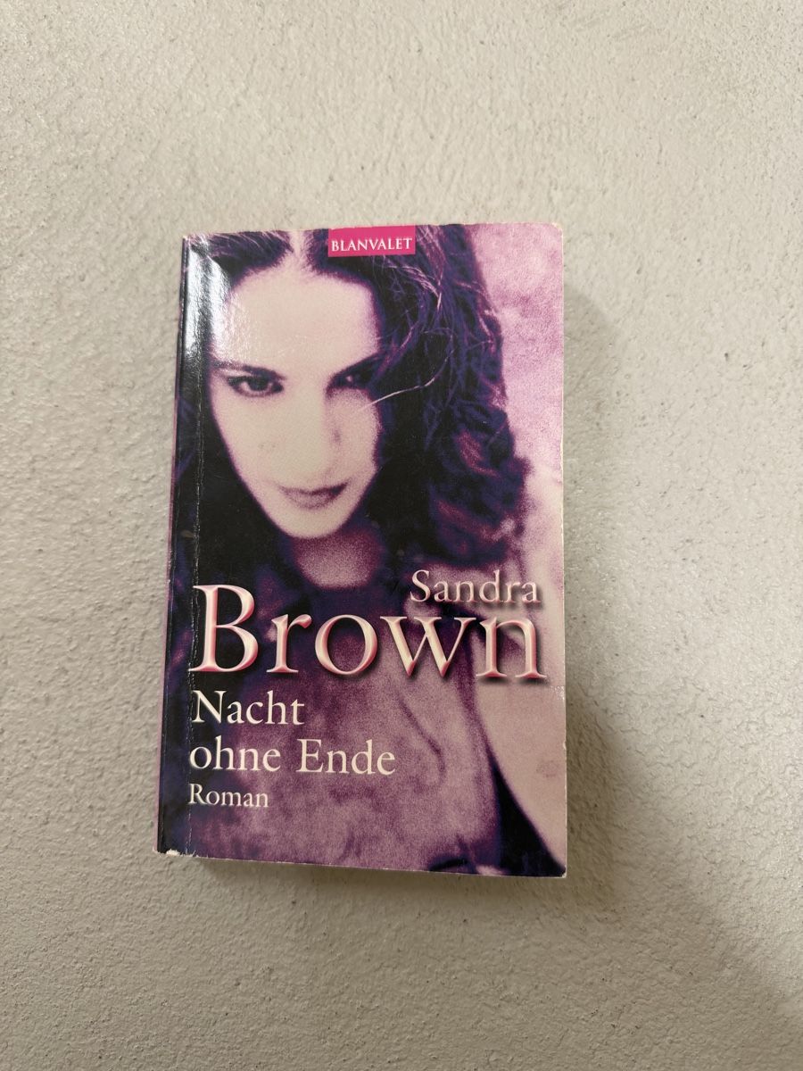 Libri: Sandra Brown - Nacht ohne Ende – Usato da Zug venduto da AyseU