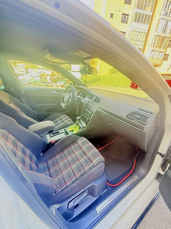 Autos: Vendo vw golf GTI  – D'occasion à Mendrisio par sen_wt22 2