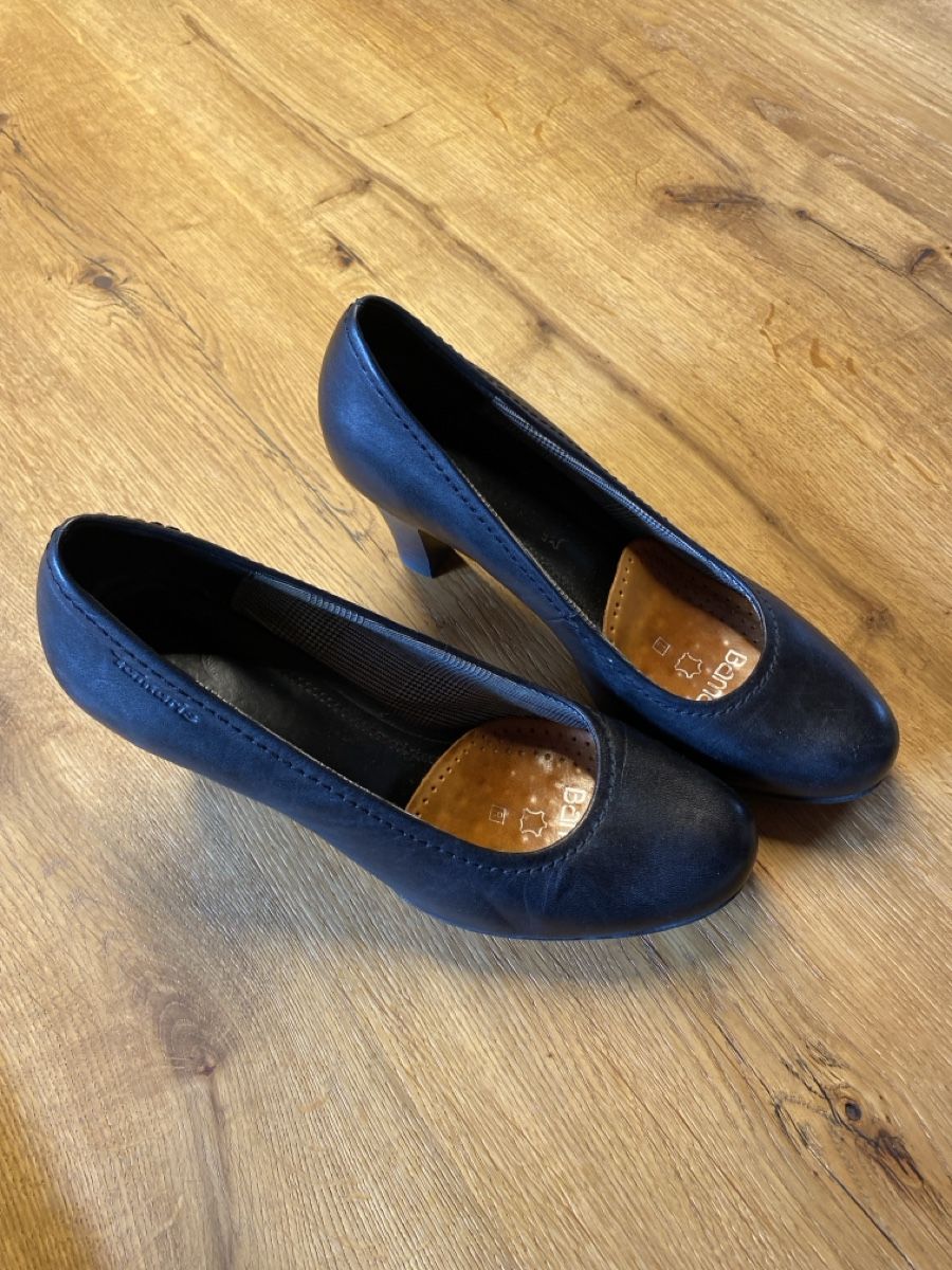 Tamaris Scarpe da donna: Pumps Tamaris – Usato da Bonstetten venduto da Isabelle1405