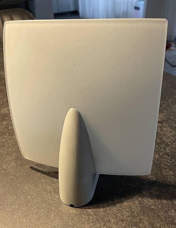 Lampes: Belle petite lampe design murale  – D'occasion à Biel/Bienne par Freunemy 1