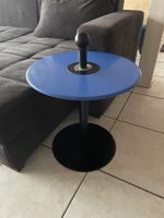 Table d'Appoint Vintage Bleue en Métal