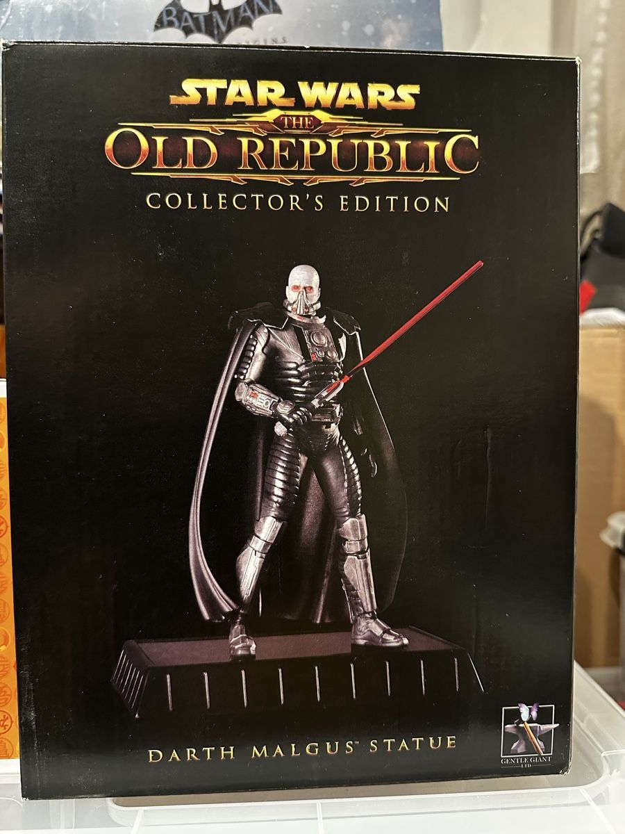 Star Wars Figuren: Star Wars Darth Malgus Statue – Gebraucht aus Weinfelden von sel_9ltk