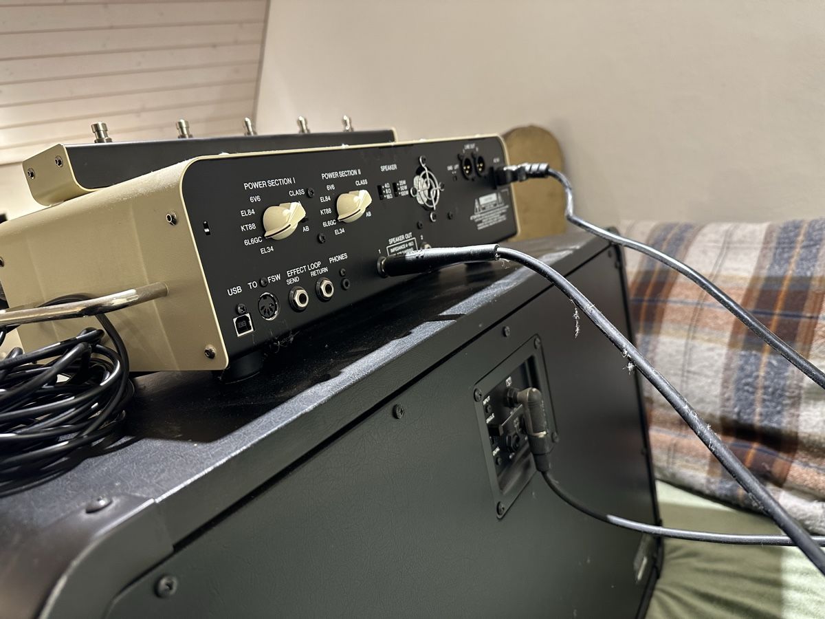 Yamaha Amplificatori: Yamaha THR100HD amp + THRC212 speaker – Usato da Forch venduto da Joedassin_79 1