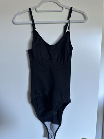 Bodyforming Body Schwarz Grösse M guter Zustand