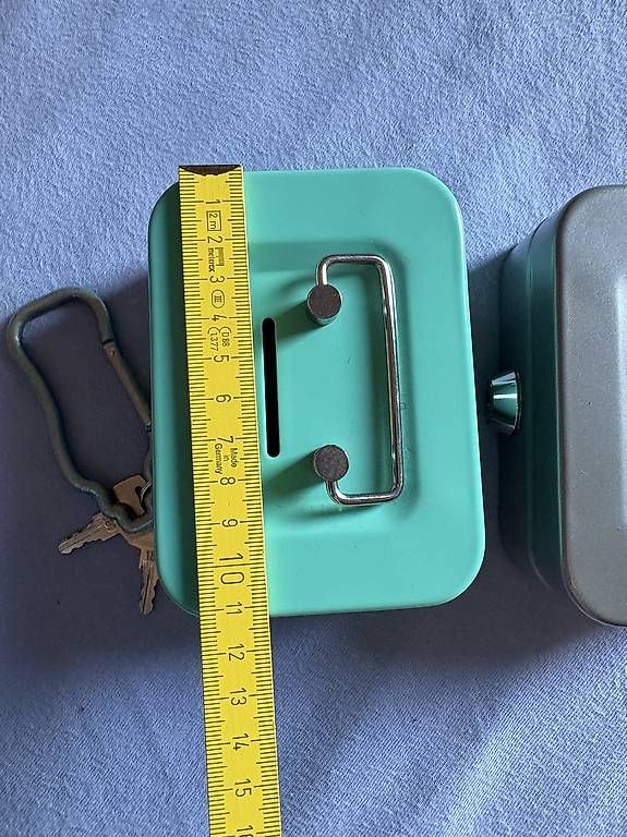 Portafogli: Piccole cassette portamonete  – Usato da Bellinzona venduto da giu_2g9f 3
