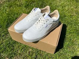 Neue Shoevenir Sneakers weiss, Grösse 40