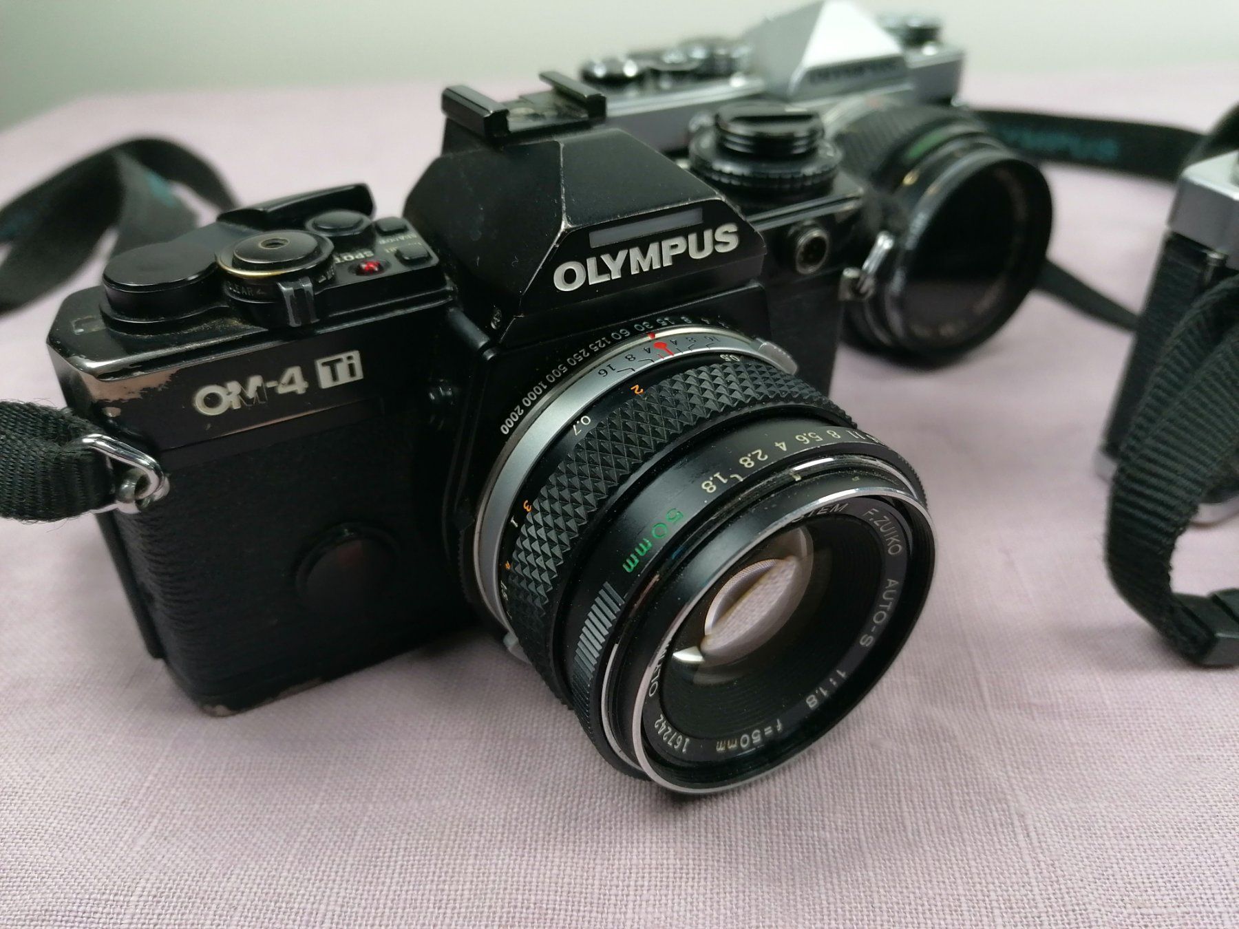 Olympus Kamera: Set Olympus analog Kameras / Objektive – Gebraucht aus Köniz von Brockenreich 3