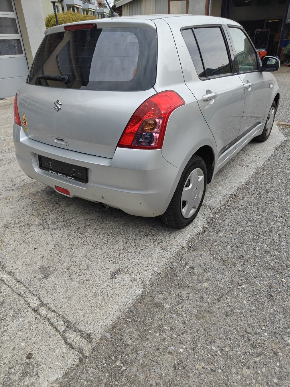 Suzuki Automobili: Suzuki Swift 1.3l Allrad – Usato da Menzingen venduto da Diesel_913 1