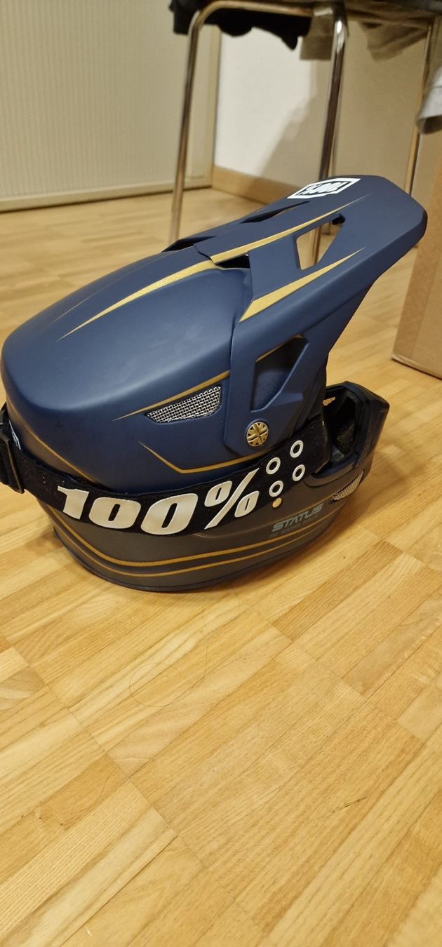 Helme: Full Face 100% – Gebraucht aus Laupersdorf von jal_qkg9 1