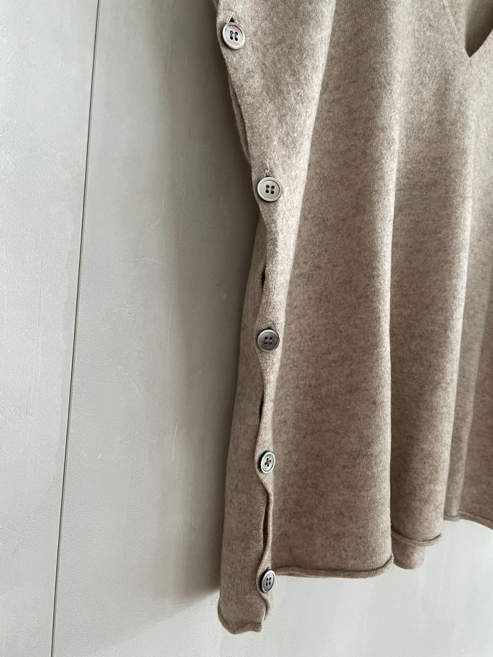 Pulls & Sweat-shirts: Pull manches courtes 100 % cachemire beige – D'occasion à Lausanne par mg_e 4