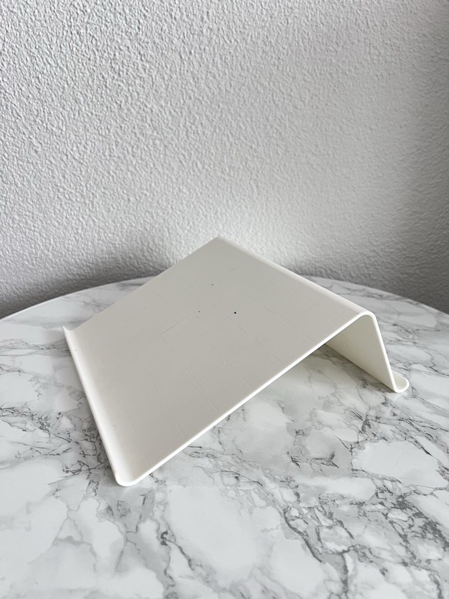 Sonstiges zu Computer & Netzwerk: Tabletständer – Gebraucht aus Solothurn von sl_27