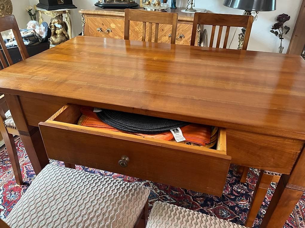 Tavoli: Biedermeier Tisch – Usato da Neuenegg venduto da bachopa1 1