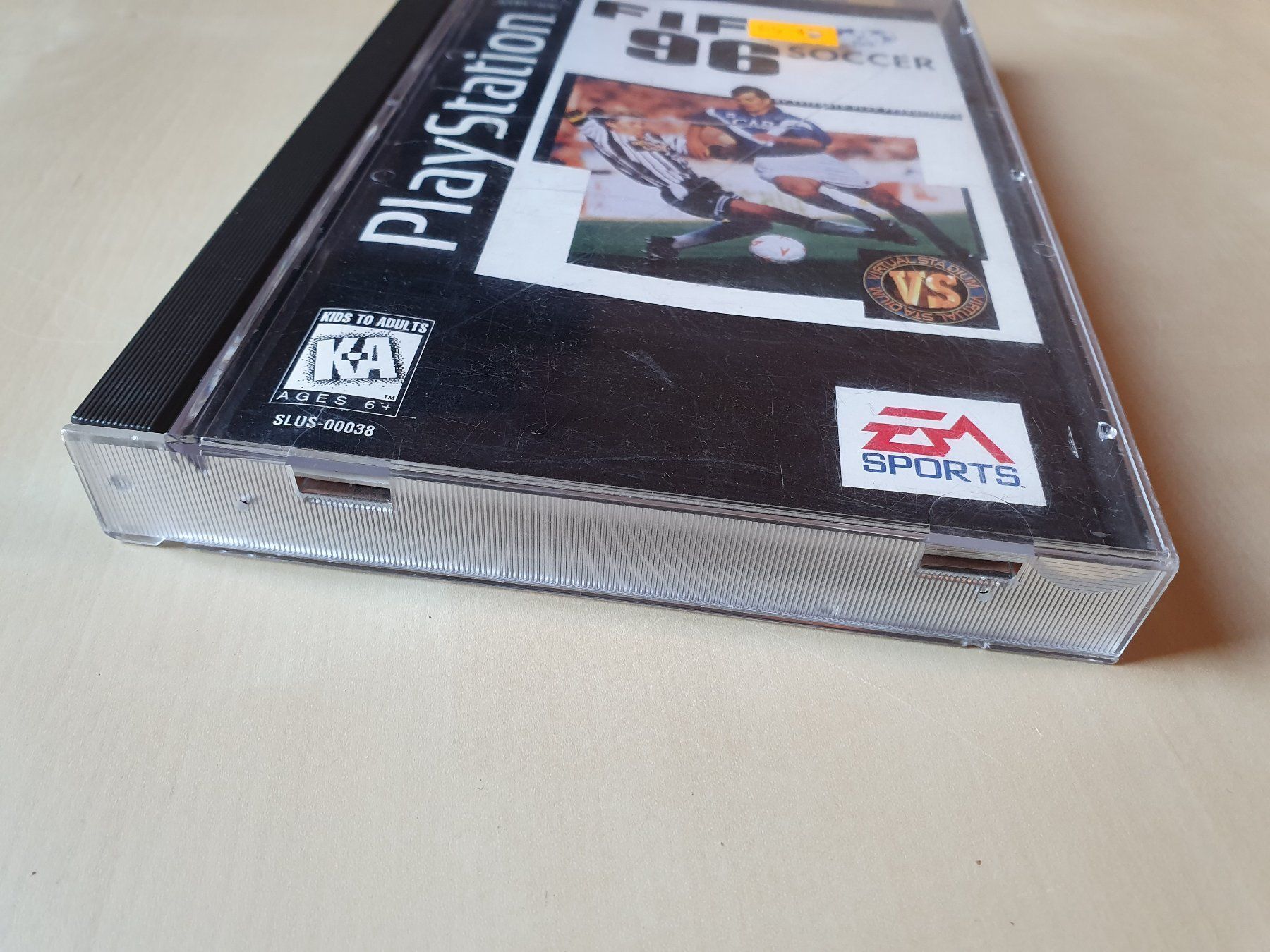 Sony Giochi: FIFA 96 NTSC Longbox – Usato da Stansstad venduto da collectorsshop 4