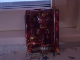 Actionfigur im Karton Marvel Avengers Hulkbuster MK44 gut...
