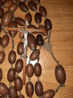 Grosser hölzerner Rosenkranz