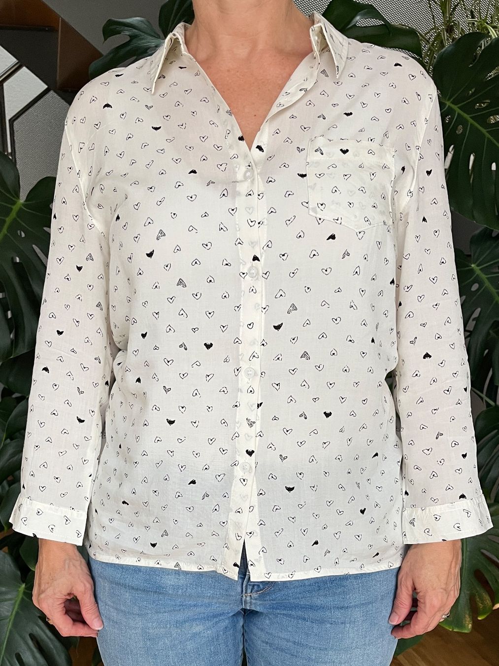 Camicette: Bluse mit Herz Muster Gr. S – Usato da Ittigen venduto da franzis6 1