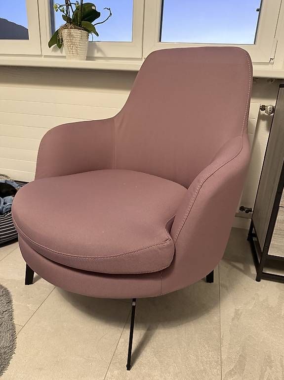 Poltrone: URGENTE - poltrona rosa, sfoderabile – Usato da Agno venduto da nic_htk8 1