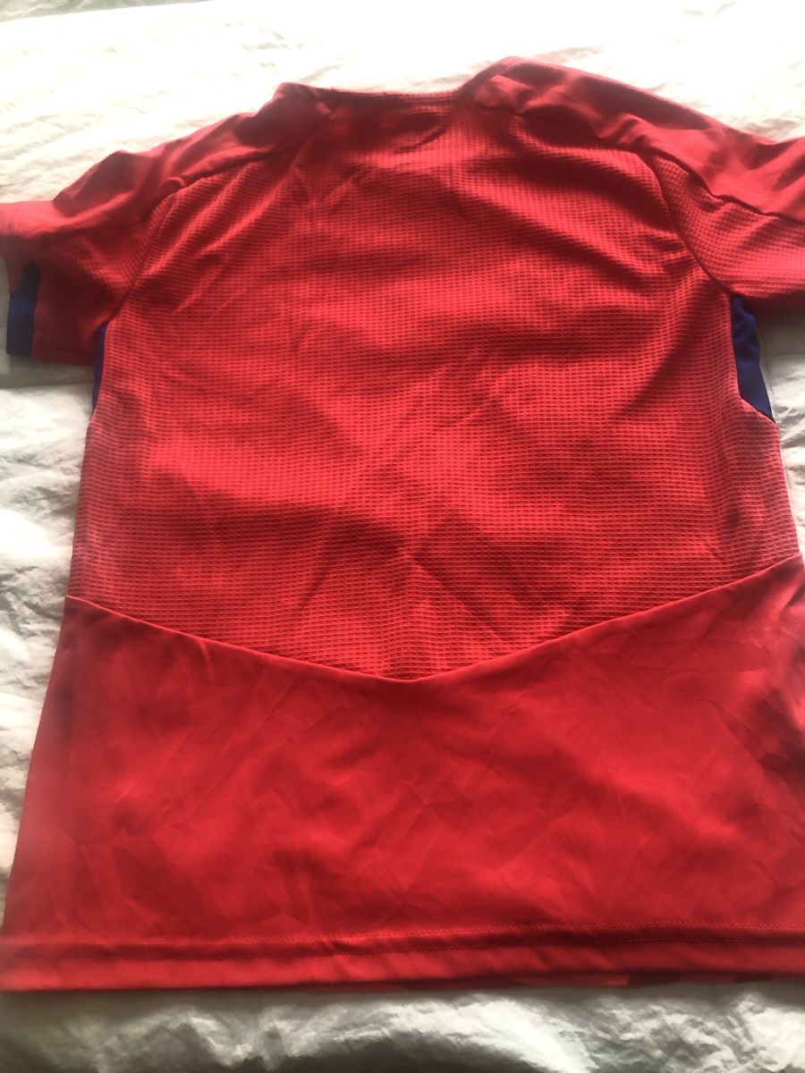 Camicie, T-shirt & Polo: Kinder Bekleidung – Usato da Uster venduto da mar_pqx5 4
