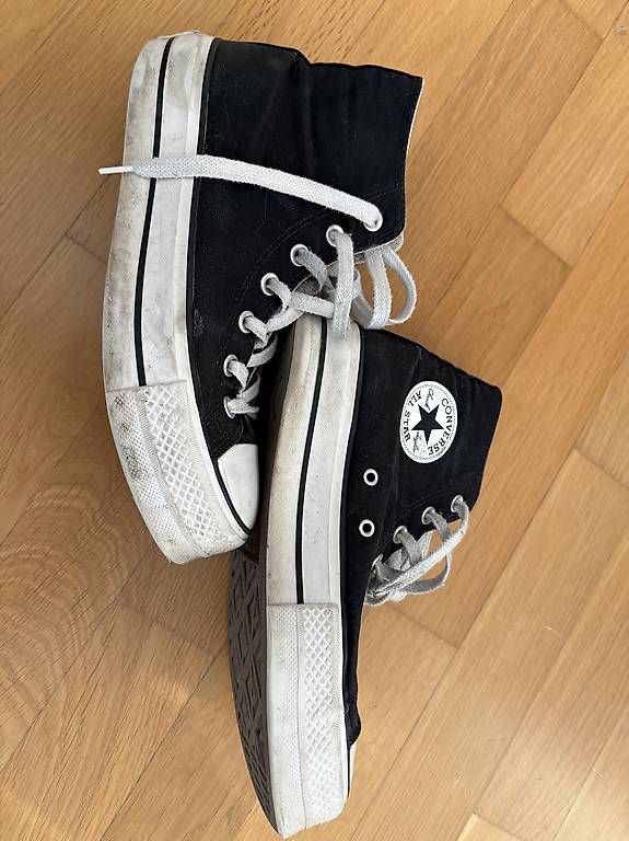 Converse Scarpe da uomo: Converse – Usato da Au ZH venduto da Merlia 1