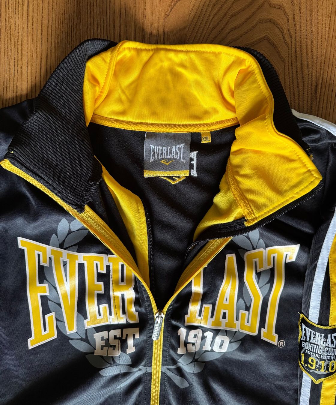 Canottiere & Pantaloni: Everlast Trainer – Usato da Werthenstein venduto da gordon65 1
