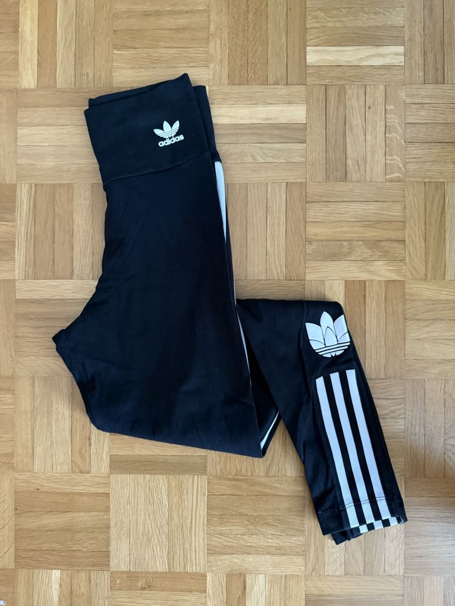 Adidas Leggings: Adidas Leggins – Usato da Binningen venduto da zoemaya 1